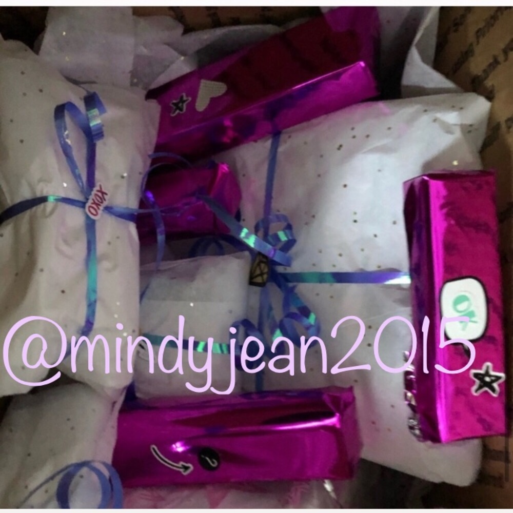 MYSTERY BEAUTY BOX - Picture 13 of 15